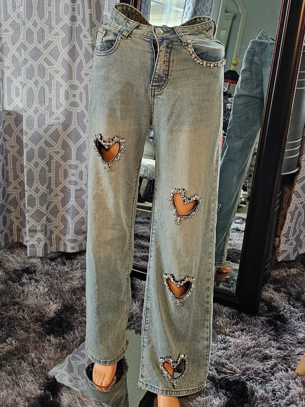 Peekskill Light Wash Wide‑Leg Crystal Heart Jeans – Size S